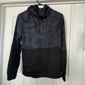 Layer 8 Men’s Workout Hoodie Performance Lightweight Black Camo Small